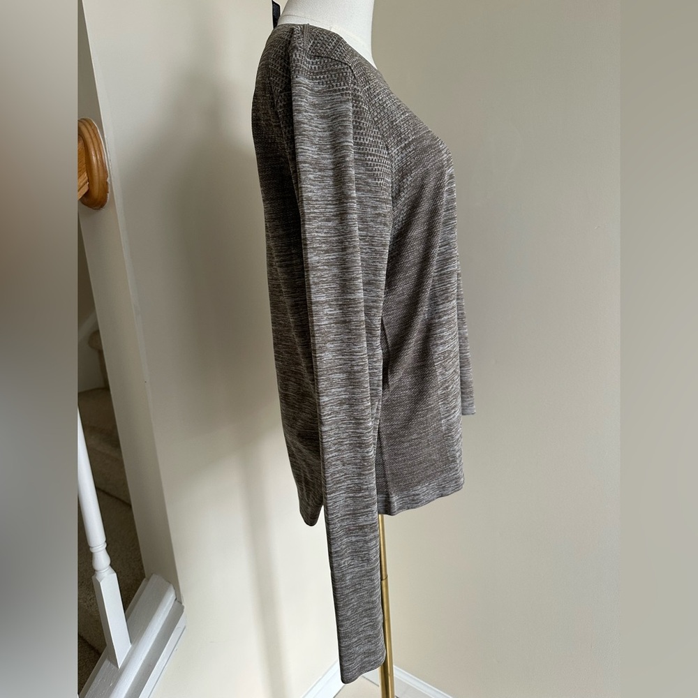 NWT Spyder Active Beige Long Sleeve Shirt - Large - Picture 3 of 11